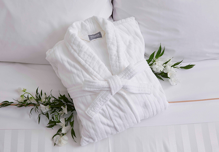 WESTIN HEAVENLY BATHROBE